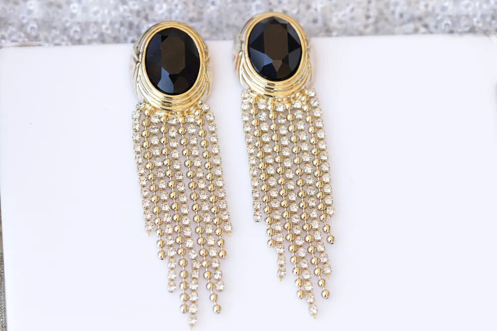 BLACK TASSEL EARRINGS