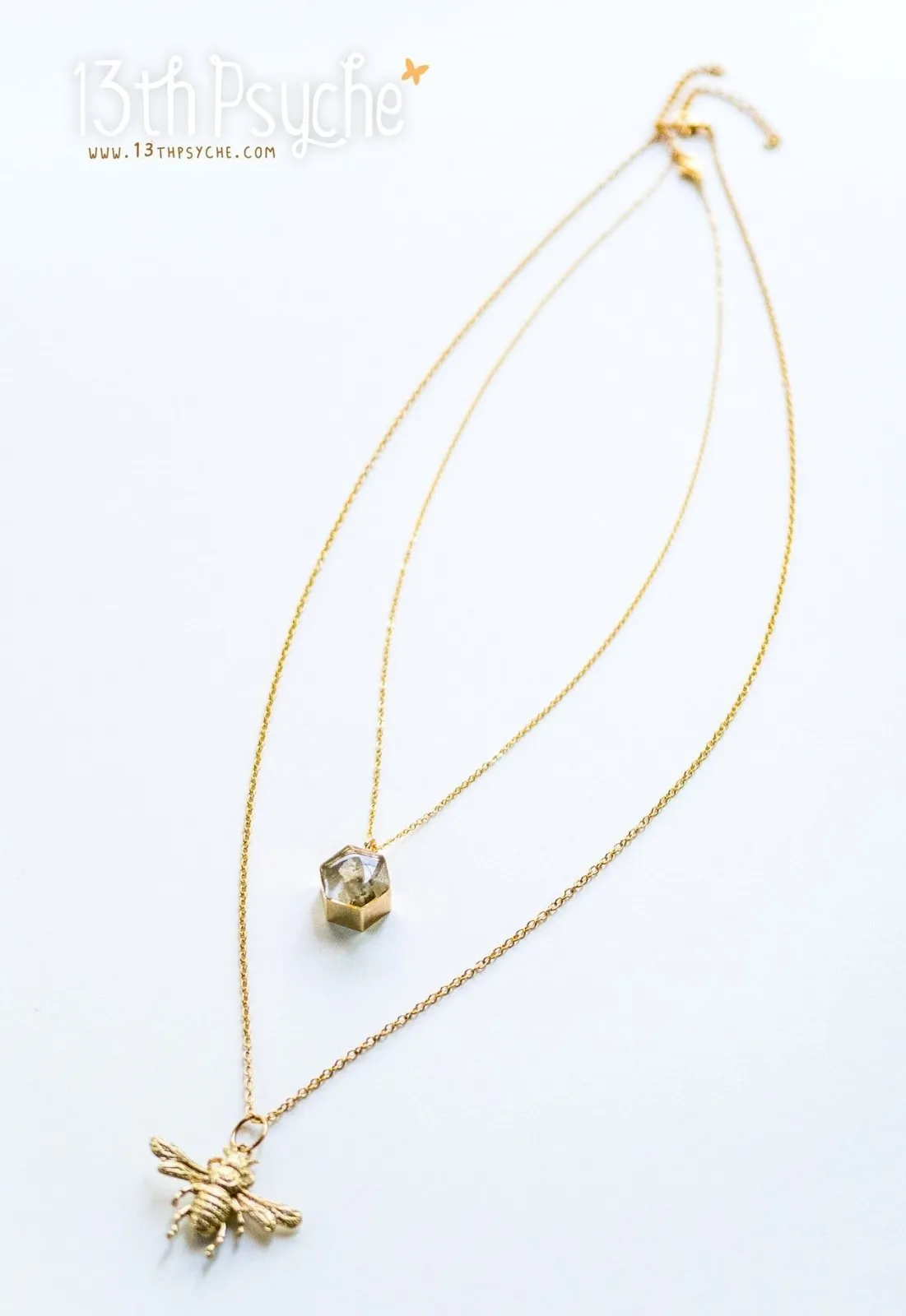 Gold bee and dried flowers double layered necklace set