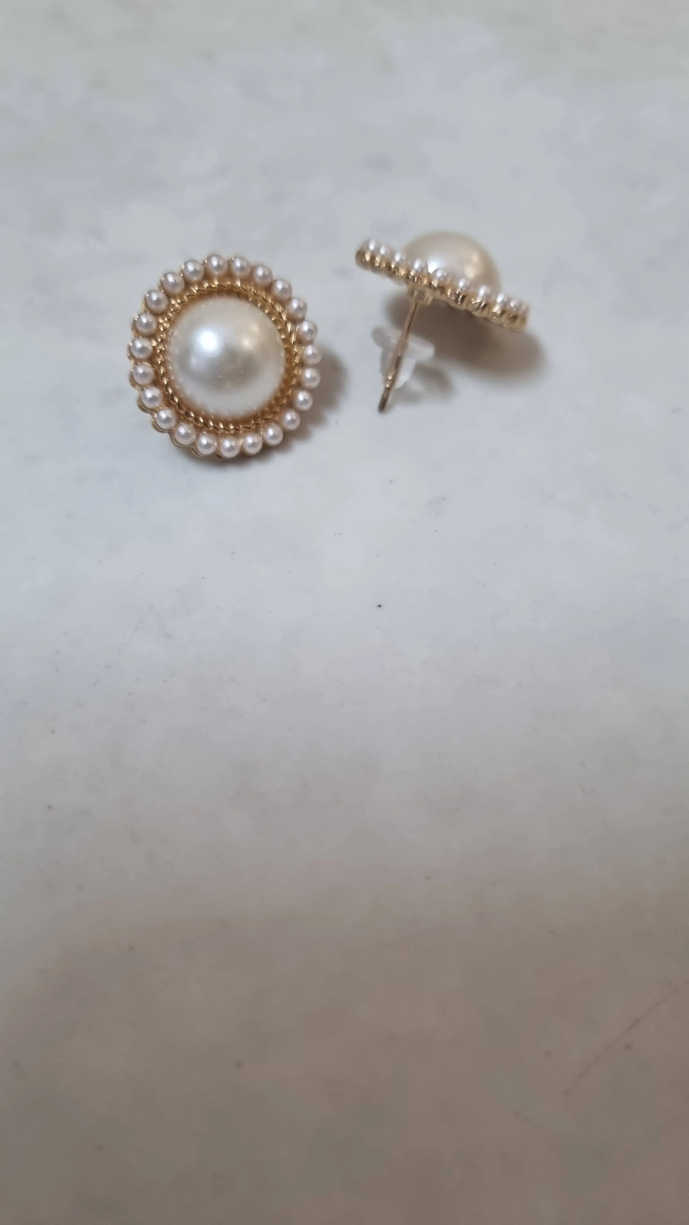 Gold Pearl Stud JU0273