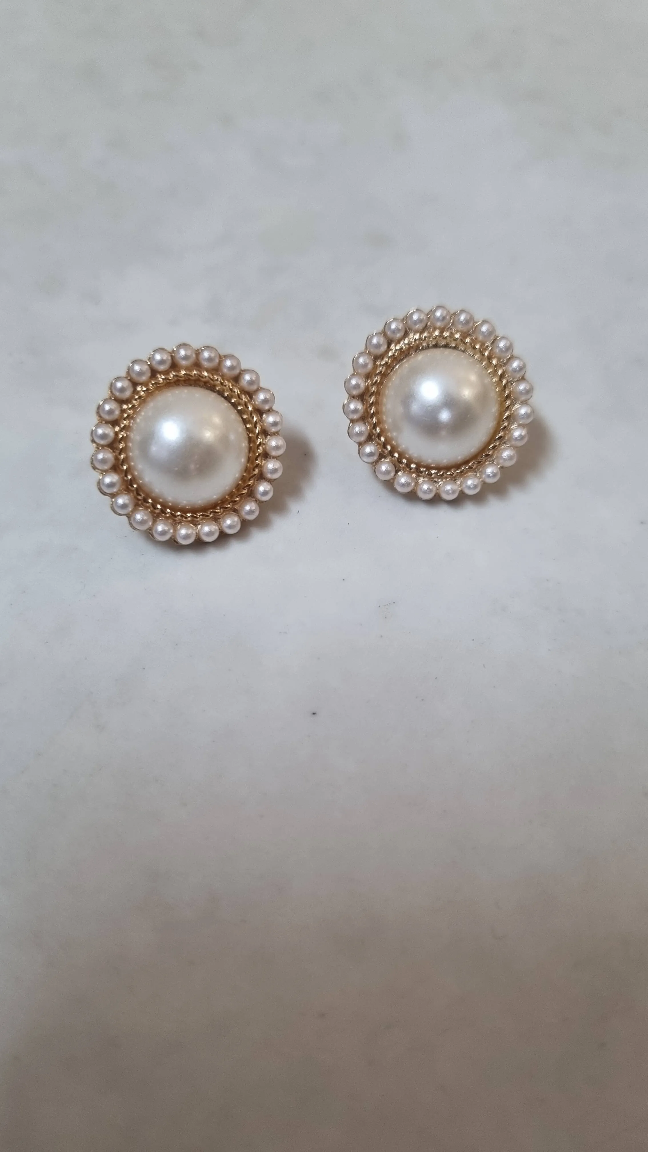 Gold Pearl Stud JU0273