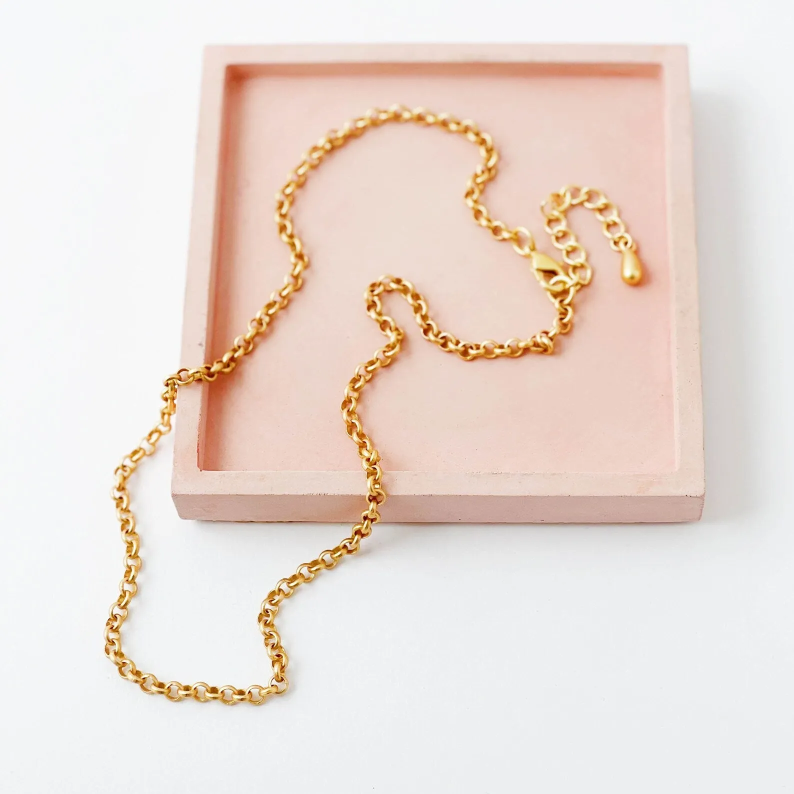 Matte Gold small Rolo Chain Necklace