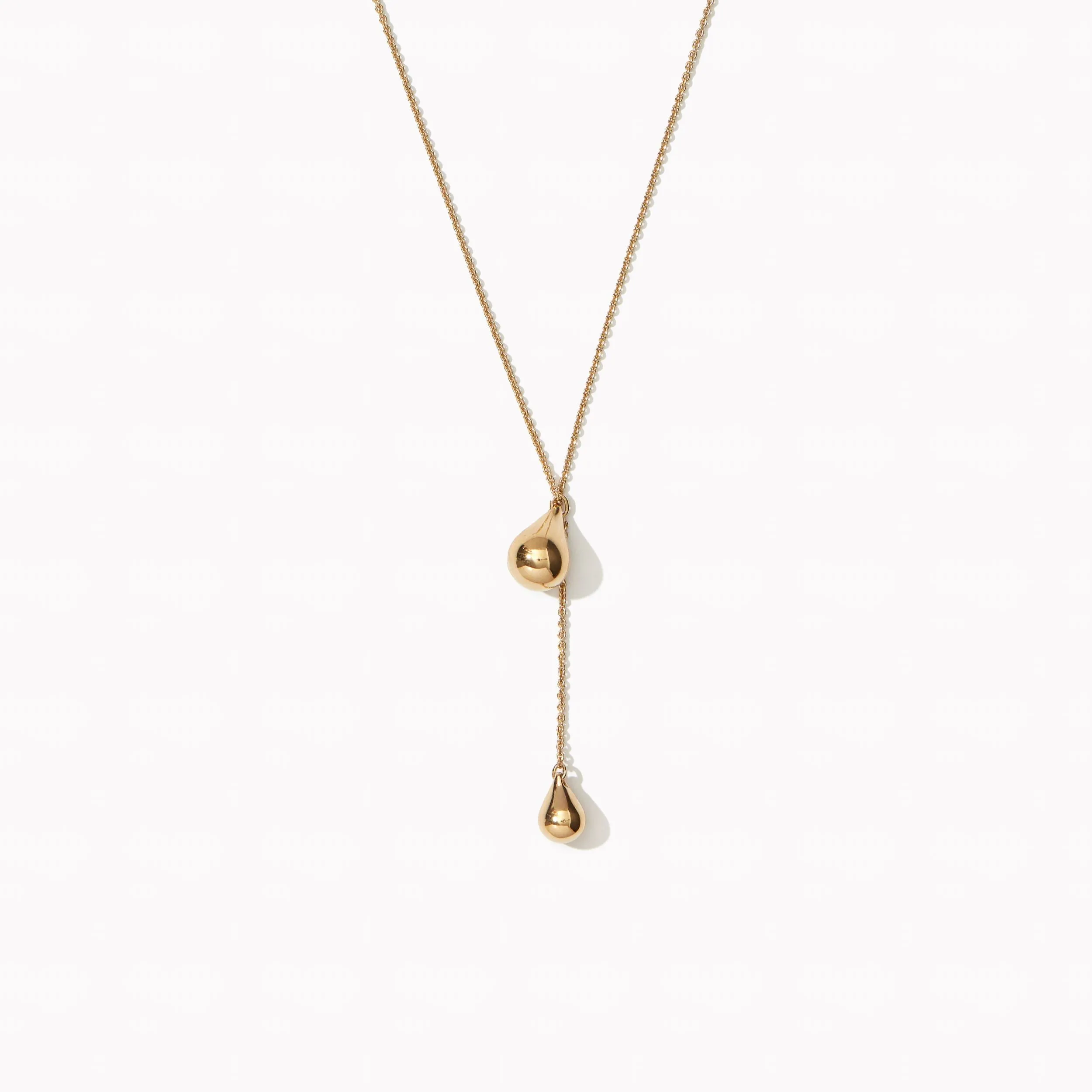 Stilla Lariat Necklace