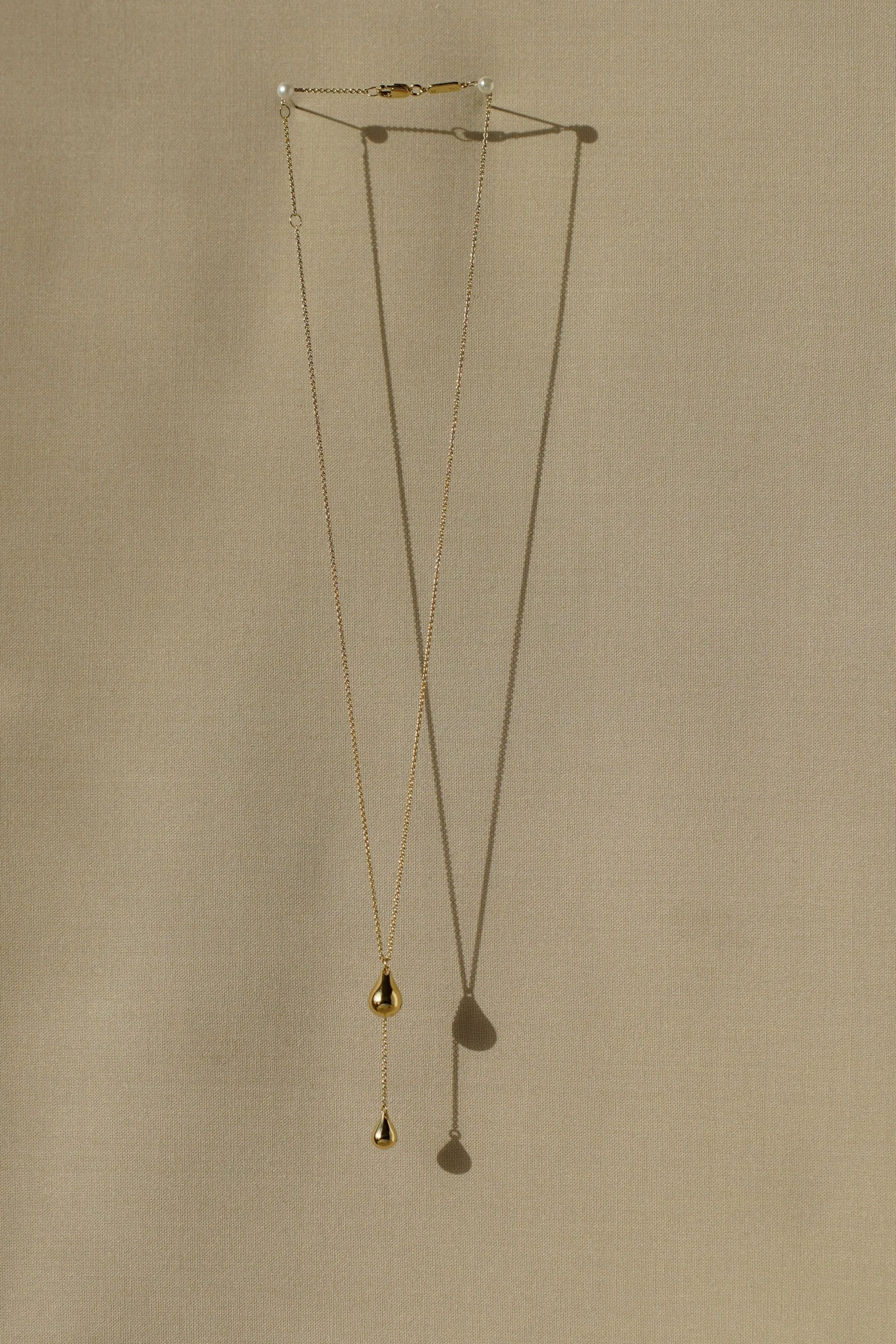 Stilla Lariat Necklace